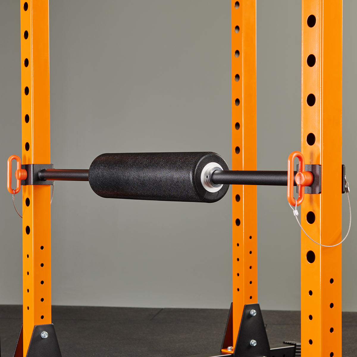Mirafit M200 Leg Holder Bar